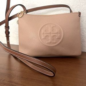 Tory Burch Tan Crossbody bag